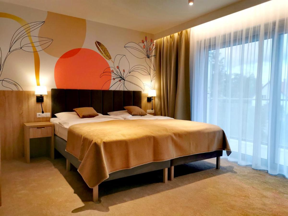 Hotel Skal Medi Spa & Resort Устроне-Морске Экстерьер фото