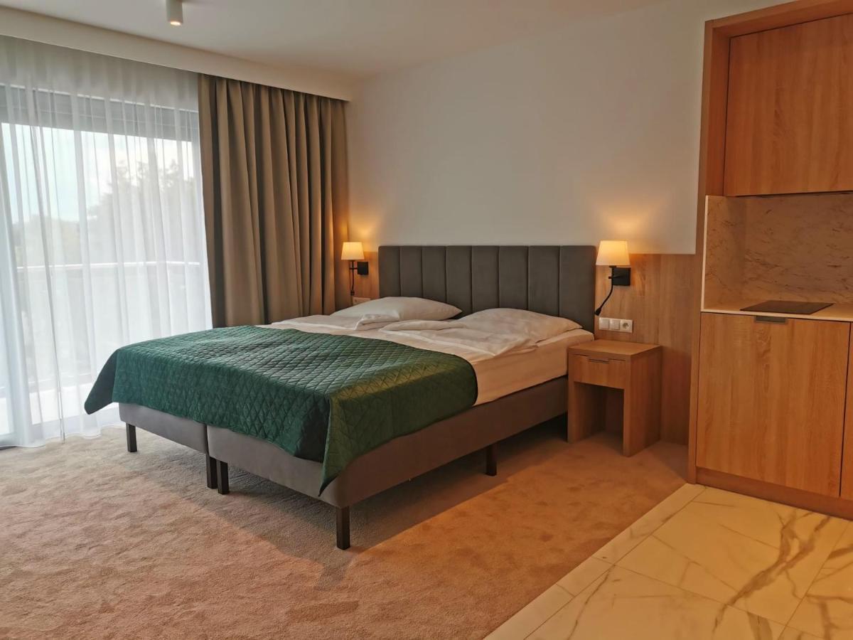 Hotel Skal Medi Spa & Resort Устроне-Морске Экстерьер фото