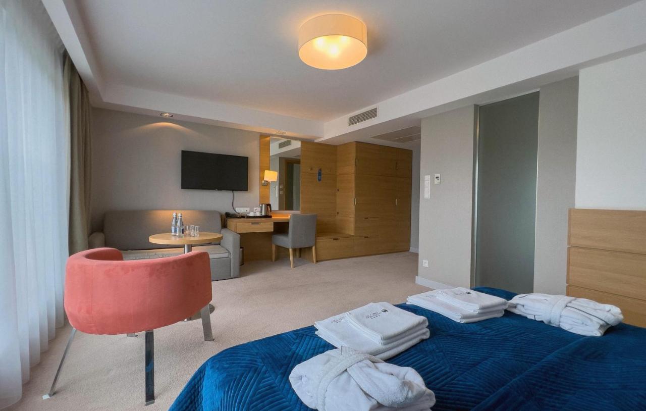 Hotel Skal Medi Spa & Resort Устроне-Морске Экстерьер фото